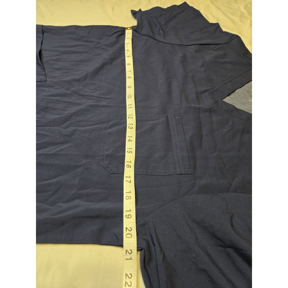 Motion by Barco Navy Scrub Top Womens Small Stretch Pockets V Neck NWT - Picture 5 of 8